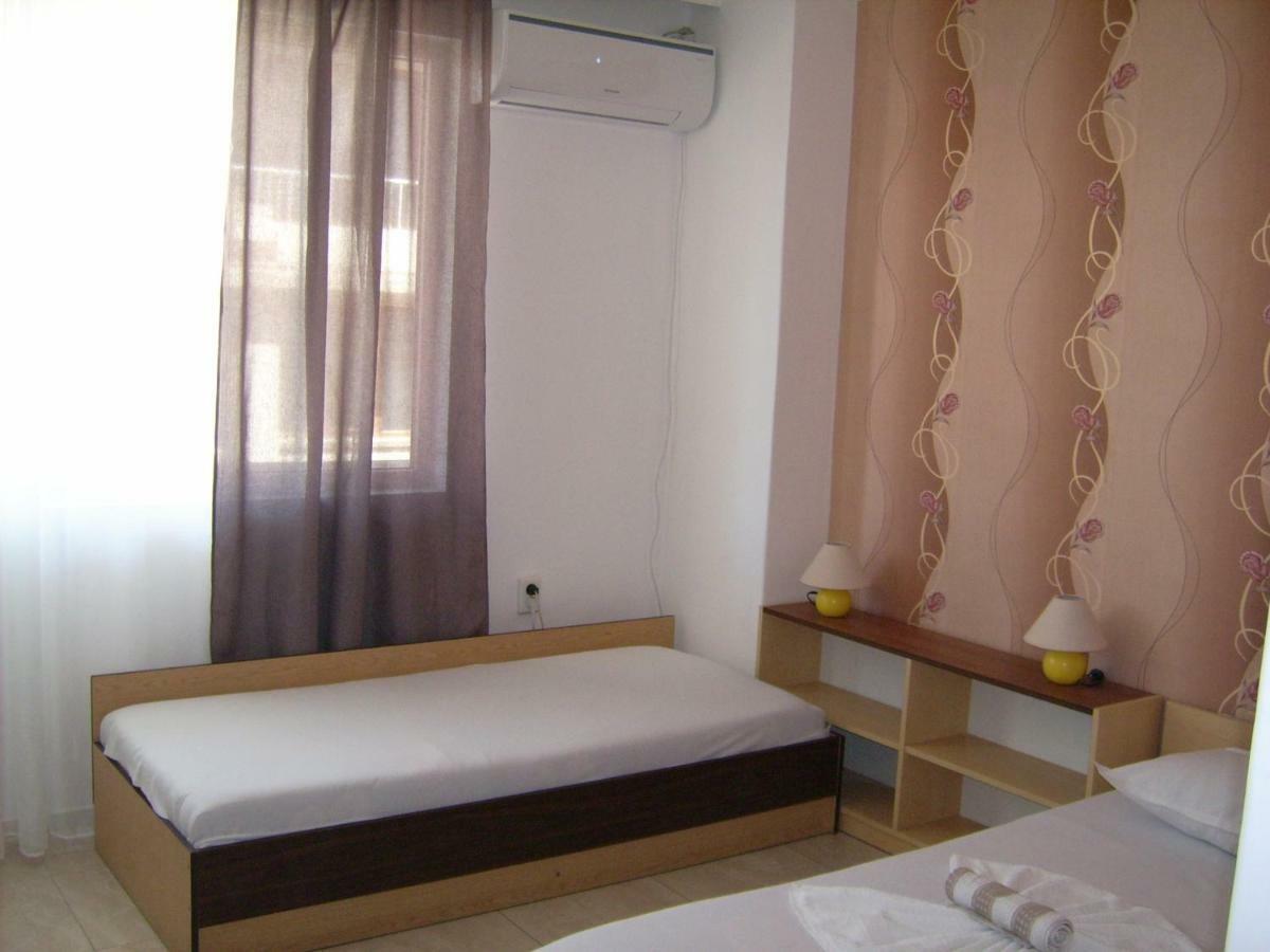 Hotel Pasians Pomorie Exterior photo